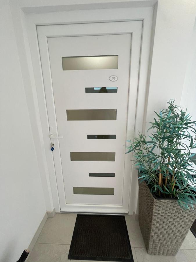 Apartmani Lela Дуба Экстерьер фото